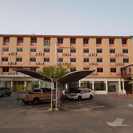 K.S.Pavilion Hotel ناخون راتشاسيما المظهر الخارجي الصورة
