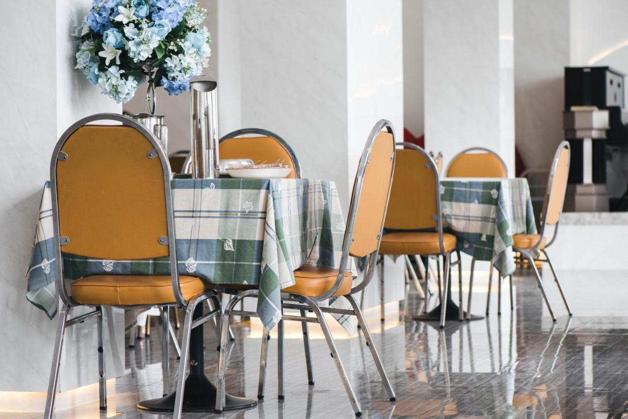 K.S.Pavilion Hotel ناخون راتشاسيما المظهر الخارجي الصورة