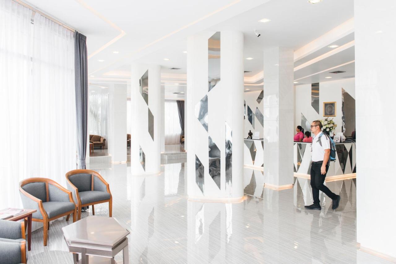 K.S.Pavilion Hotel ناخون راتشاسيما المظهر الخارجي الصورة