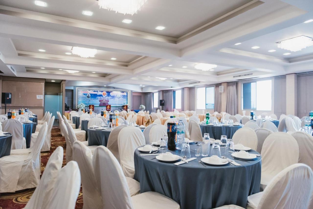 K.S.Pavilion Hotel ناخون راتشاسيما المظهر الخارجي الصورة